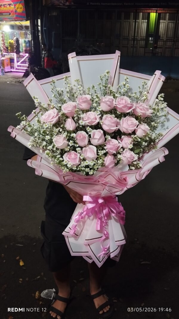 Buket mawar pink Garut Yans Florist