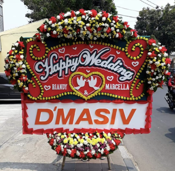Karangan Bunga Papan Happy Wedding Tasikmalaya karangan bunga papan pernikahan tasikmalaya singaparna